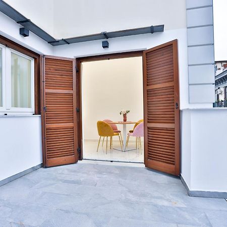 Hotiday Room Collection - Napoli Sant'Arcangelo المظهر الخارجي الصورة