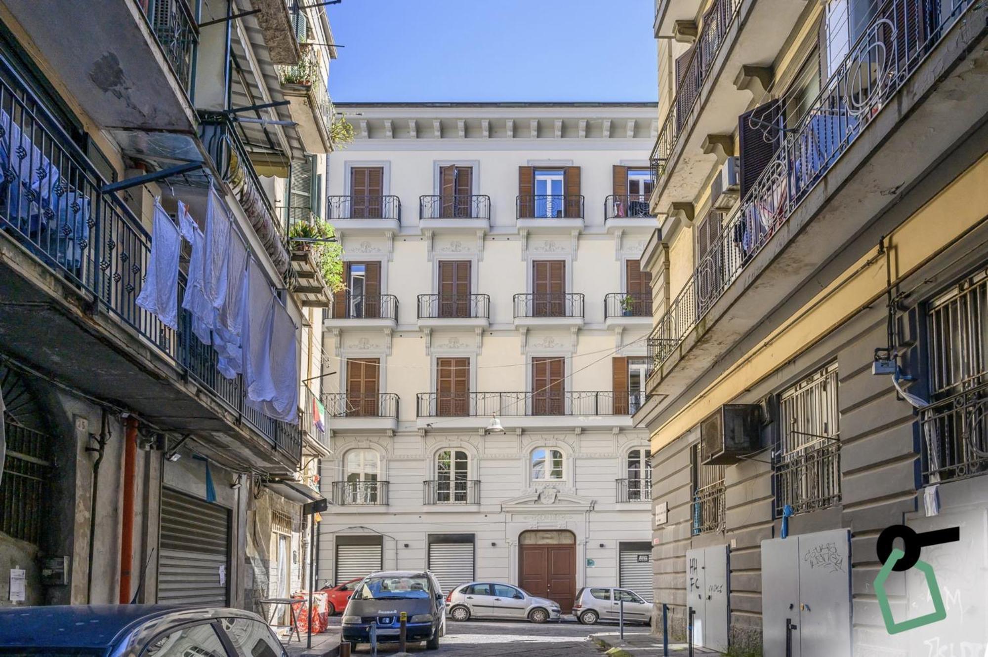 Hotiday Room Collection - Napoli Sant'Arcangelo المظهر الخارجي الصورة
