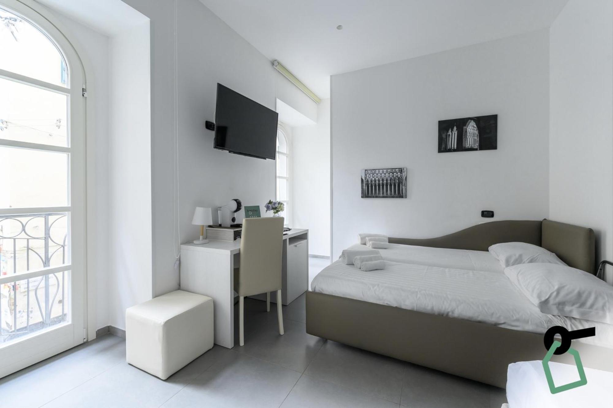 Hotiday Room Collection - Napoli Sant'Arcangelo المظهر الخارجي الصورة